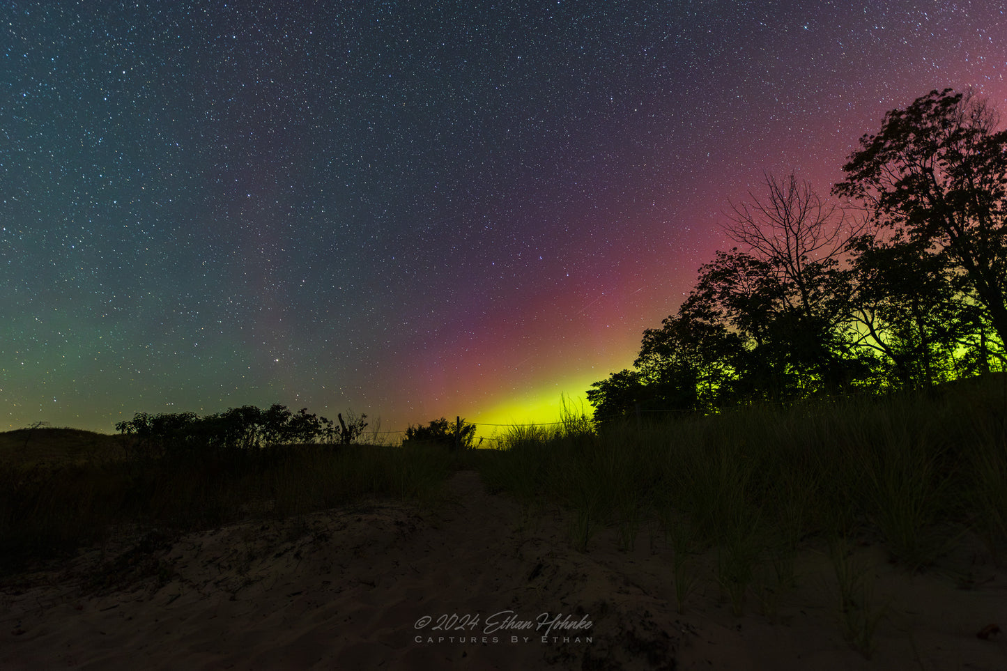North Bar Lake Aurora - Print