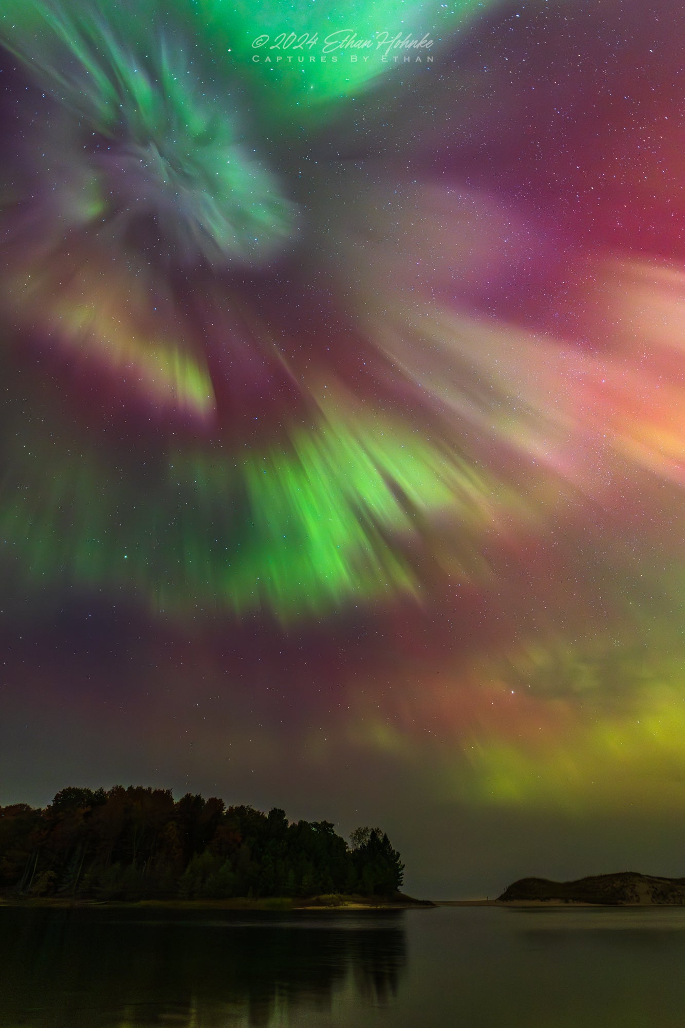 Northern Lights x North Bar Lake = Portal to Heaven I (Portrait Orientation) - Print
