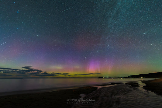 Good Harbor Creek Aurora - Print (Landscape Orientation)